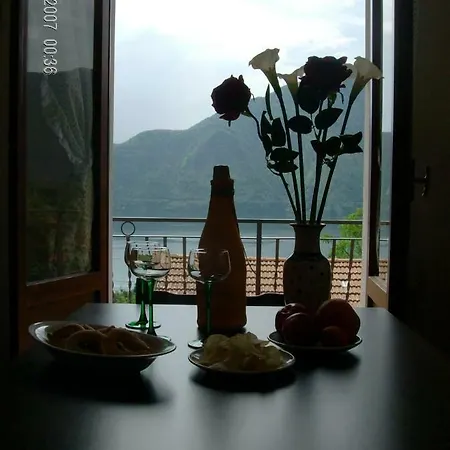 Casa Giulia Brentano Holiday home Mezzegra